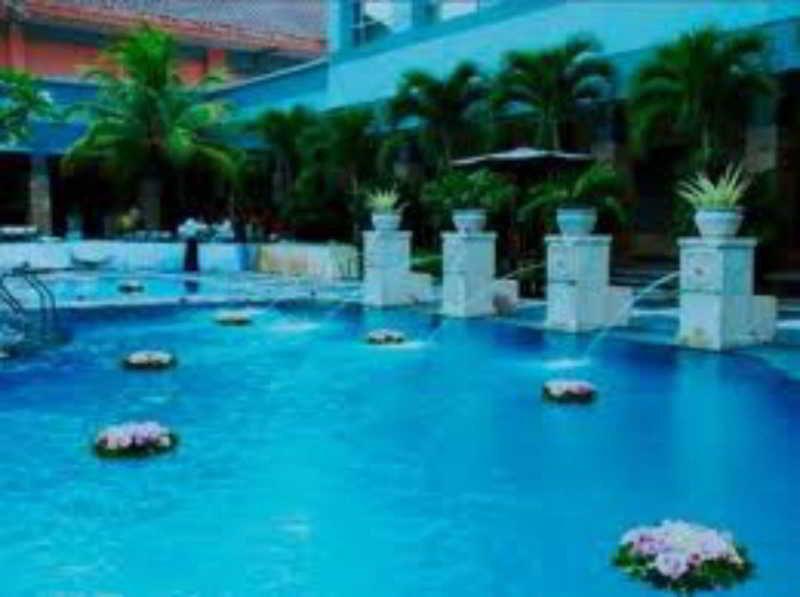 Grand Suka Hotel Pekanbaru Exterior foto