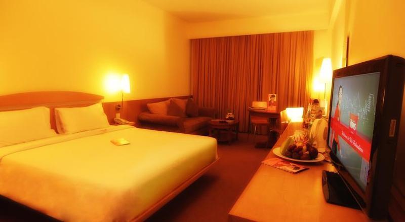 Grand Suka Hotel Pekanbaru Exterior foto